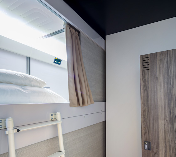 京都膠囊旅館「Capsule Resort Kyoto Square」有上下舖私人艙等房型