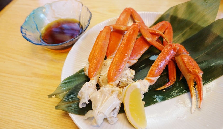 居酒屋知床漁場近鐵奈良站前的川燙松葉蟹腳 (ズワイガニの浜茹で)