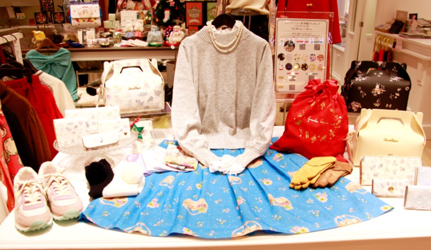 大阪梅田「EST」裡的tranche lippée的服飾