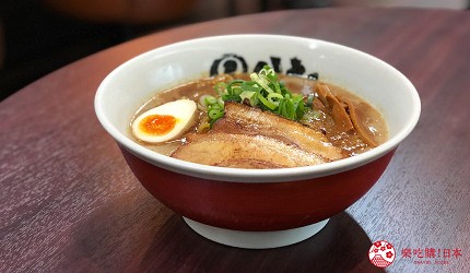大阪難波香醇拉麵推薦「麵屋NORIO」的「濃厚醬油泥拉麵」(濃厚どろ醤油らー麺)遠照
