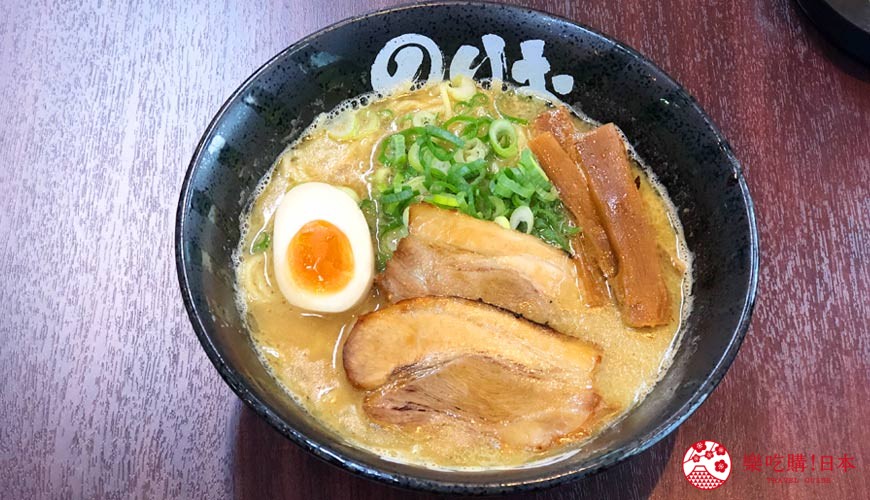 大阪難波香醇拉麵推薦「麵屋NORIO」的人氣No.1「特製拉麵」(特製らー麺)正上方照