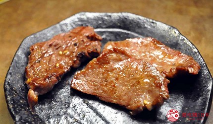 大阪心斋桥烧肉神户牛推介推荐店舖焼肉どうらく心斎桥店的已烧好的肉