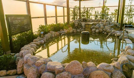大阪京都溫泉會館推薦「SPA&HOTEL 水春 松井山手店」的溫泉池
